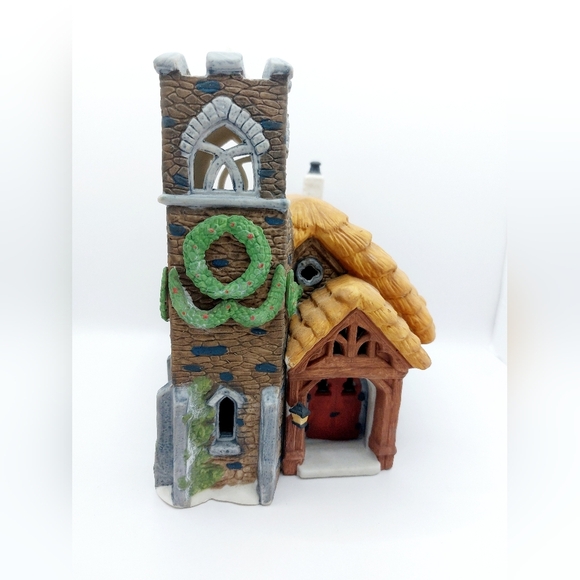 Department 56 "Ivy Glen Church" Heritage Village Collection‎ #5927-7 Dickens - Picture 1 of 9
